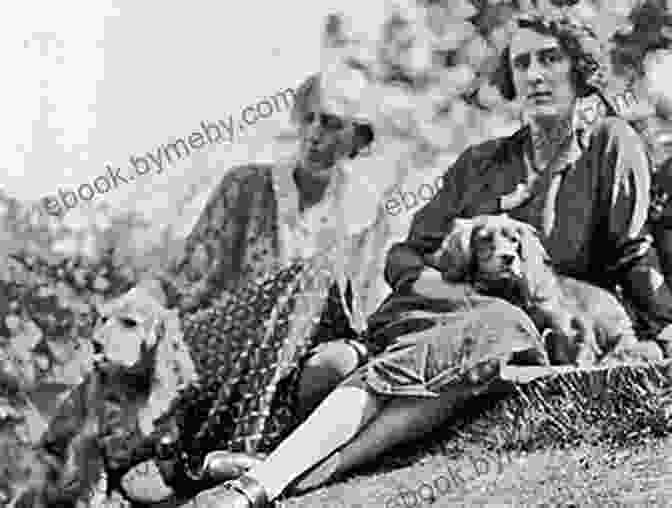 Dorothy Soames Posing With Her Friends From The Bloomsbury Group, Including Virginia Woolf And Vita Sackville West. The Secret Life Of Dorothy Soames: A Memoir