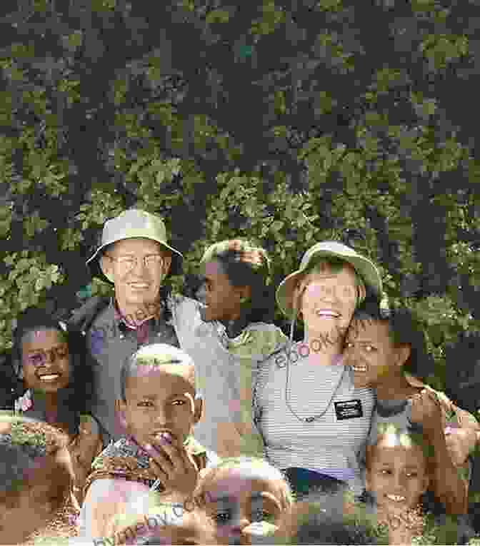 Nancy Smith, An American Missionary, Interacts With A Group Of Ethiopian Children Running To The Fire: An American Missionary Comes Of Age In Revolutionary Ethiopia (Sightline Books)